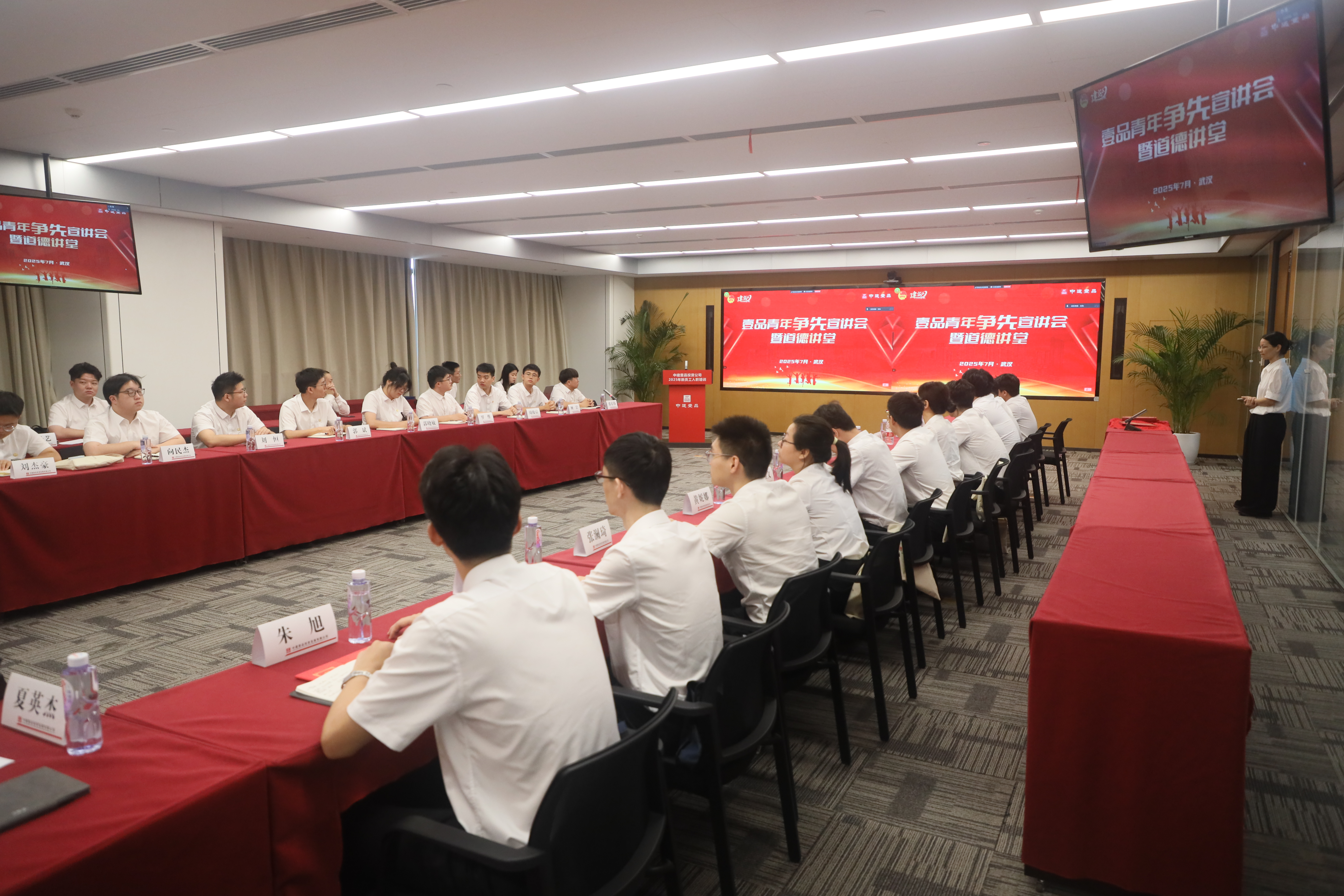 905b57a7668938c7b977438eb202a44.jpg 905b57a7668938c7b977438eb202a44.jpg